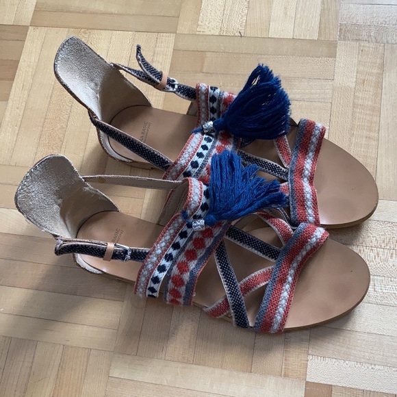 Zara tan/brown leather strappy blue tassel flat sandals, women’s EUR 37 / US 6.5 - Picture 10 of 13